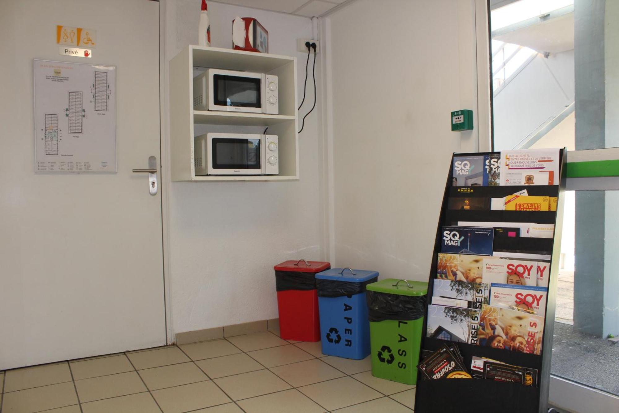 Premiere Classe St Quentin En Yvelines Elancourt Trappes Buitenkant foto